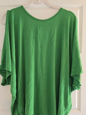 cha cha vente Bright Green Relaxed Scoop Neck Tunic